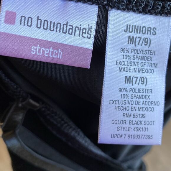 Y2K Vintage No Boundaries Stretch Black Velvet Tank Top w Sequin & Lace Details - Picture 7 of 8